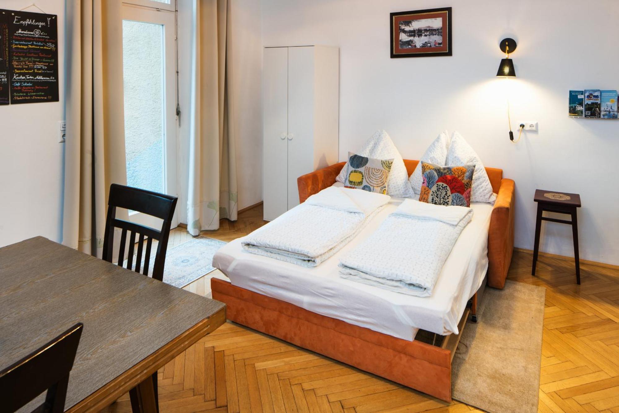 Haus Der Geschenke - Carinthia Apartment เวลเดน อัม เวิร์ทเทอร์ซี ภายนอก รูปภาพ