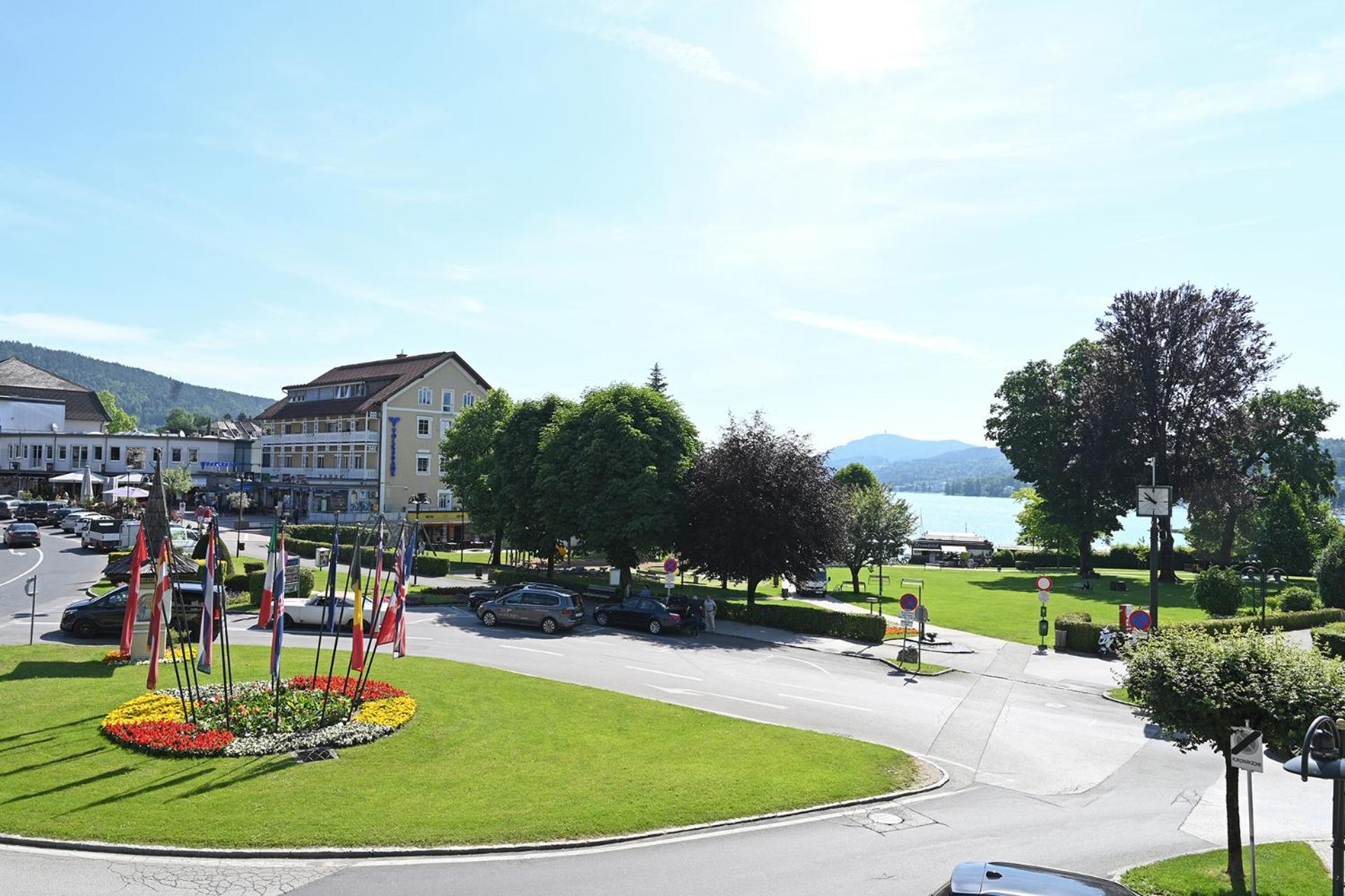 Haus Der Geschenke - Carinthia Apartment เวลเดน อัม เวิร์ทเทอร์ซี ภายนอก รูปภาพ
