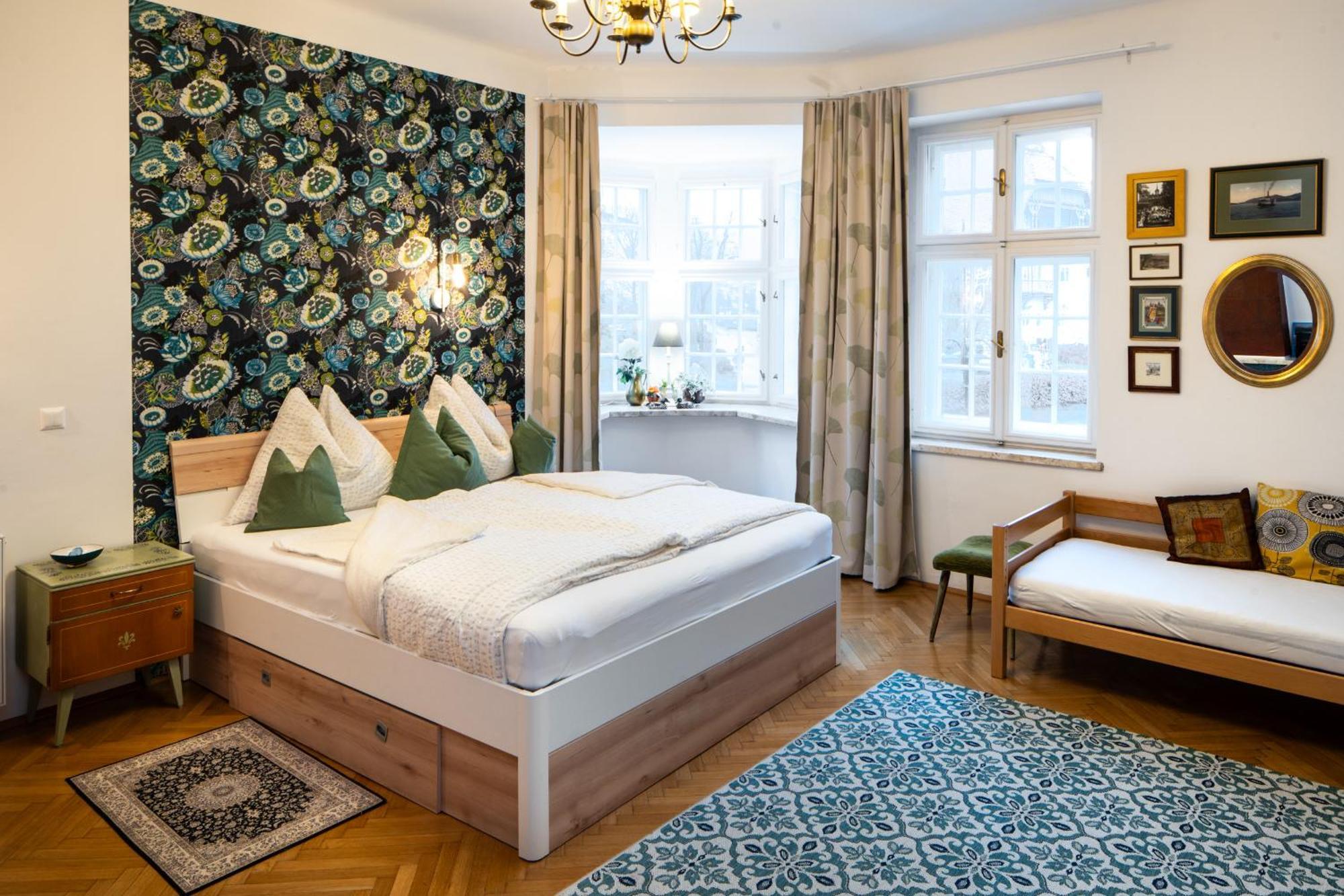 Haus Der Geschenke - Carinthia Apartment เวลเดน อัม เวิร์ทเทอร์ซี ภายนอก รูปภาพ