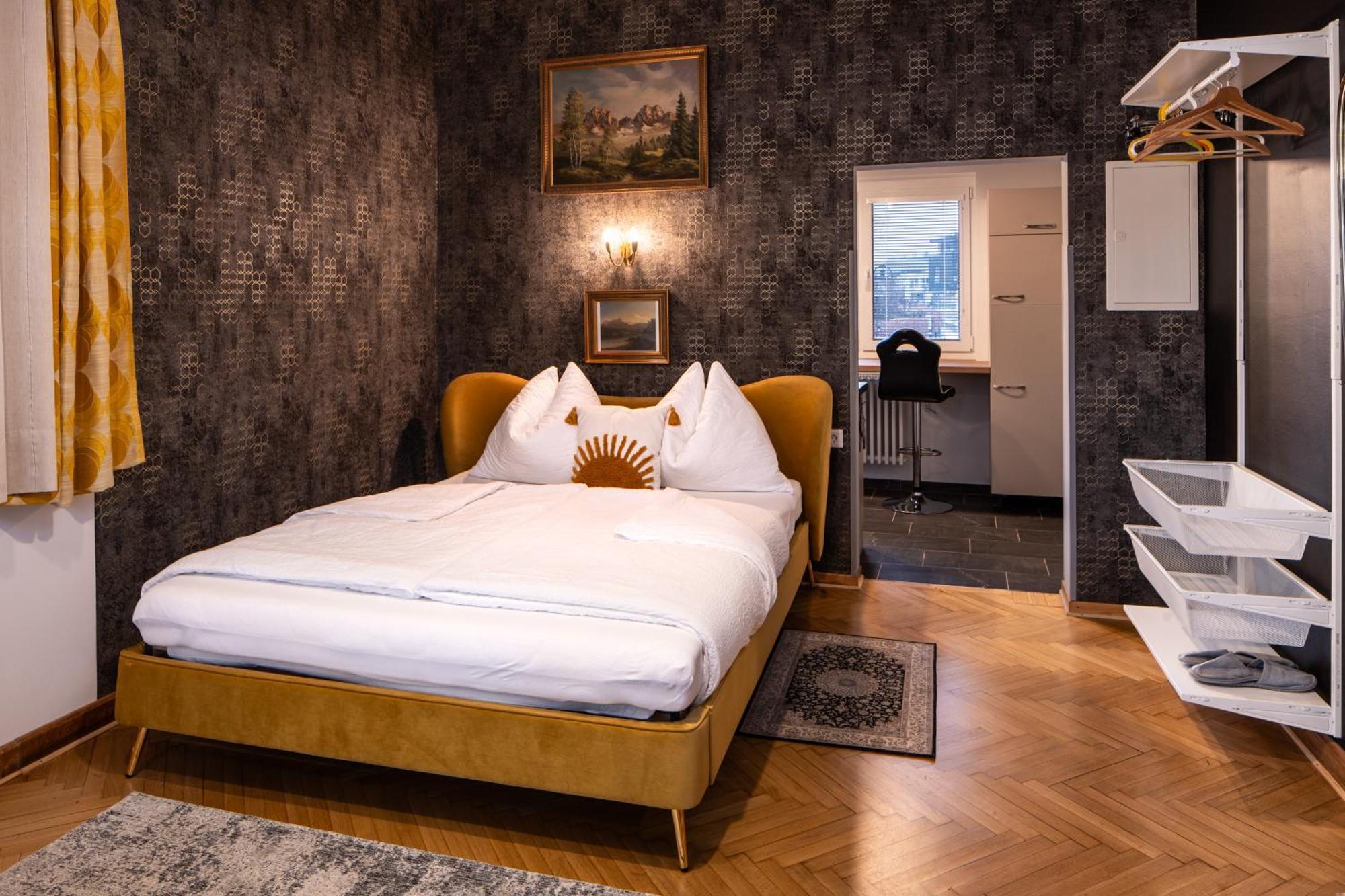 Haus Der Geschenke - Carinthia Apartment เวลเดน อัม เวิร์ทเทอร์ซี ภายนอก รูปภาพ